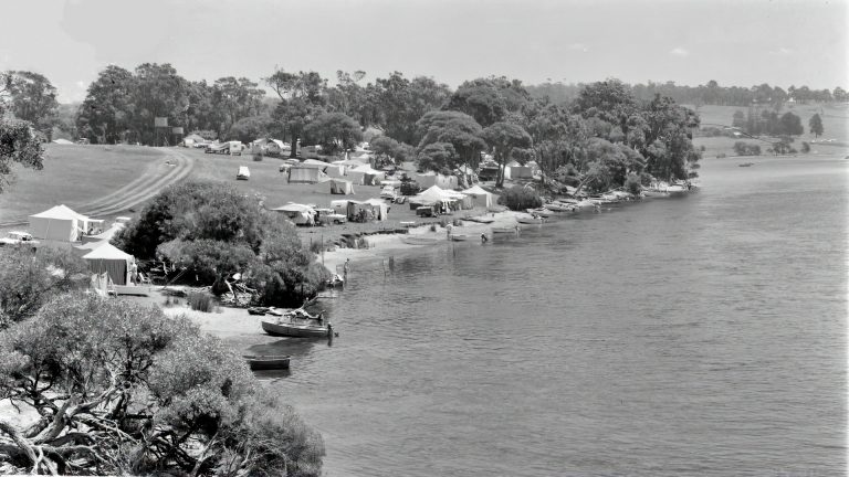 Foreshore Camping 1940’s