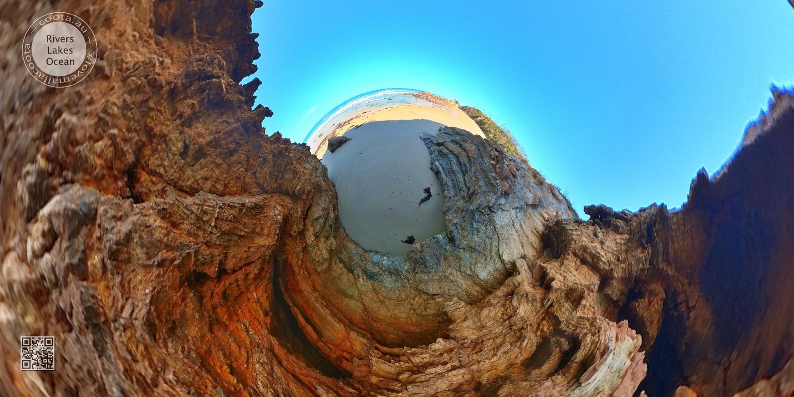 Autumn's Embrace: A VR360 Tour of Betka Beach